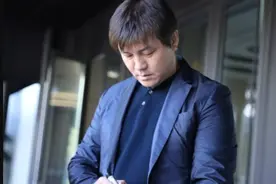 前国脚张玉宁：与妻子离婚后恢复单身，2022年身材发福已有二胎图片