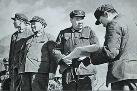 6万志愿军挤在江边，遭美军炮击伤亡过万，杨得志决定挥泪斩马谡图片