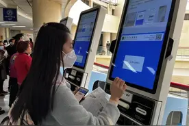 知知观察·身边的新兴职业（一）｜贵阳陪诊师：游走在刚需与质疑中的“临时家人”图片
