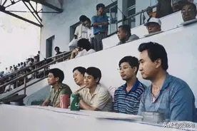 王健林真要来连讨论大连人股改？回顾万达时期王总9张经典老照片图片