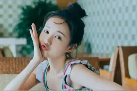 喜欢光脚丫的女星，你喜欢谁呢？图片