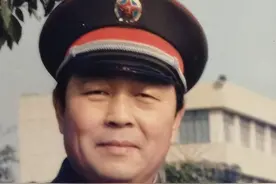 致力耕耘青少年精神家园20多年！为这位张爷爷点赞图片