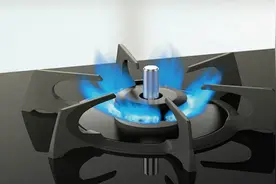 燃气灶火焰有时偏黄，有时偏红？问题可能出在这里了→图片