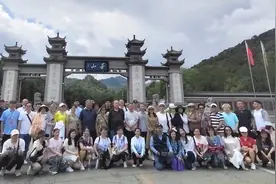 87版红楼剧组相聚千山 故地重游找寻拍摄印记图片