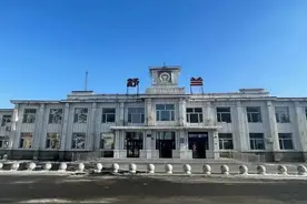 东北最悲催的火车站，三条铁路交汇的舒兰站，如今却已停办客运图片