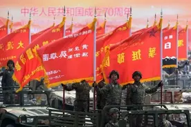 解放军战斗力根源何在？图片
