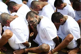 上万军警围剿黑帮，火山之国萨尔瓦多有多乱？国小地狭，美国太近图片