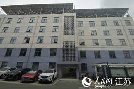 江苏仪征居民担心一老楼安危 留言获回应：将整改个别危险结构图片