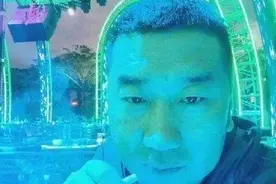 百鬼夜行，有人混在其中，比鬼还开心图片