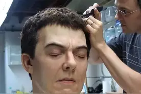 超震撼的人体写实雕塑，堪称人肉3D打印机，细节吓哭网友，太逼真图片