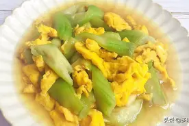 夏季吃苦胜似进补，这8种苦菜要常吃，清热去暑气，全家都适宜图片