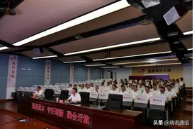 严阵以待！福建联通全力做好抗击台风“杜苏芮”通信保障图片