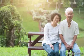 要知道，在55岁到60岁这五年，60后和70后都特别“惨”图片