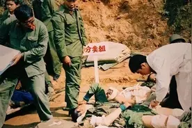一等功臣因受伤对未婚妻说：我少了条腿，配不上你，你另找对象吧图片
