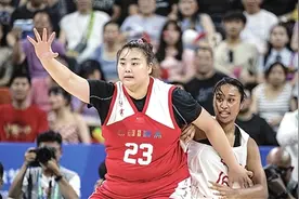 “大宝贝”期待再创辉煌 山西女篮宣布与刘禹彤正式签约图片