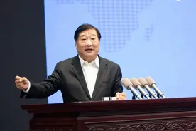 谭旭光——世界级企业家的“齐鲁名片”图片
