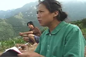 三峡工程钉子户张秉爱：1992年全村搬迁她不走，如今结局令人唏嘘图片