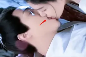 34岁baby与男演员吻戏，男方伸舌头引热议，观众：好变态啊图片
