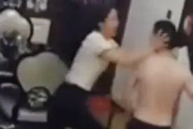 男子上传自己被老婆家暴视频 称自己被老婆掌掴殴打 律师：长期家暴将面临严肃处罚 频繁离婚还可能涉嫌诈骗罪图片