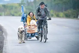 广西小伙揣200元带绝症女友穷游中国，8年过去了，他们还在一起吗图片