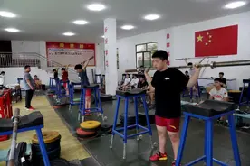 广安中学：体育场馆建设让校园体育迈入发展快车道图片