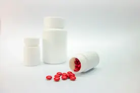 复方丹参片和麝香保心丸哪个好？复方丹参滴丸与通心络胶囊哪个好图片