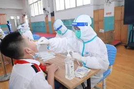 南京全市停课，中小学生迎来“坏消息”，又要对着冷冰冰的屏幕了图片