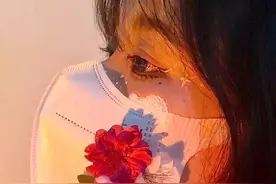 我的姐妹正经起来真的太美啦图片