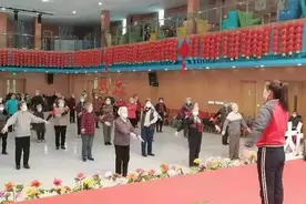 居家抗“疫”，科学锻炼 | 中老年健身操来啦，一起来学吧！图片