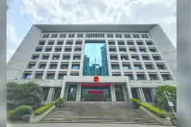 父亲再婚后起诉5岁儿子降抚养费图片