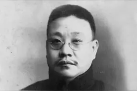 “民国第一完人”送江山，又送美人，却因为贪吃导致一生结束图片