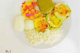 宝宝有这些表现就需要给他添加辅食了图片