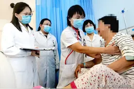 洛阳男子患皮肤淋巴瘤全身皮肤溃烂痛苦不已，河科大一附院医疗团队助其康复图片