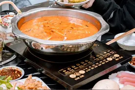“小意思，一套房收租，一套房用来开店”图片