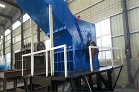 发动机壳破碎机生产线图片