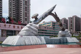 苟利国家生死以，岂因祸福避趋之图片