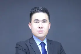 王炳忠：国民党须处理好柯文哲变数，否则民进党渔翁得利可能性增高图片