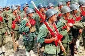 红肩章，绿军装为啥被称为地表最强图片