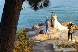 新华社原军事记者陶俊峰威海海边美拍的"醉美风景"——《大海恋》图片