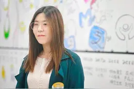4年前，信小呆辞职环游世界花光积蓄，她的故事给很多人提了个醒图片