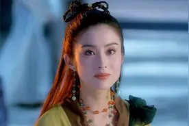 53岁张敏被现任老公戏弄，生病还被强迫起身，曾经的女神落魄至此图片
