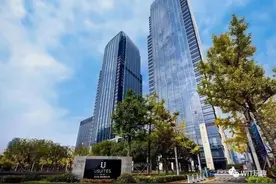 能量文旅：俞更寅的小饭桌 小鱼解锁意式手工披萨和鸡尾酒技能图片