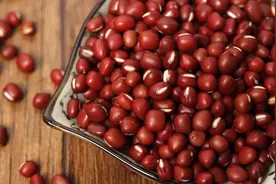 红豆和芸豆哪个更有营养？我们可以一起做饭吗？图片