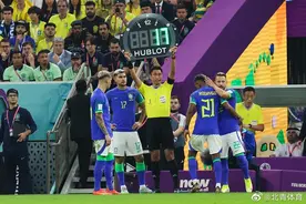 马宁基本无缘世界杯主哨！6度以第四官员身份执法比赛，已获8.5万美元酬劳图片