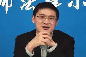 罗翔真实的辩护水平：曾为涉黑大佬辩护，刑期从25年减至8年半图片