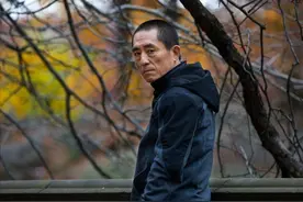 张艺谋：28岁才上学的“老谋子”，何以成为第五代导演？图片