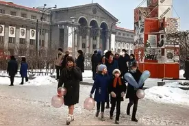1977年铁托访华，中南关系正常化，一部分中国人首次去了南斯拉夫图片