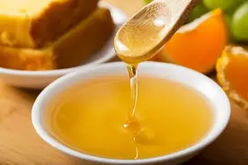 以假乱真的“假蜂蜜”，是怎么做出来的，为什么鉴别不出来？图片