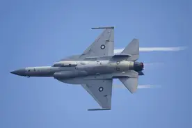伊拉克要用枭龙取代F-16，只因美式武器有致命缺陷，民进党要看懂图片