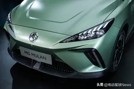 静态体验上汽MG MULAN：不到20万，3.8秒破百+330kW动力的小钢炮？图片